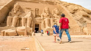 إجراءات جديدة.. تحويل هواتف السائحين في مصر إلى ملفات جمركية إلكترونية تقترب من التنفيذ